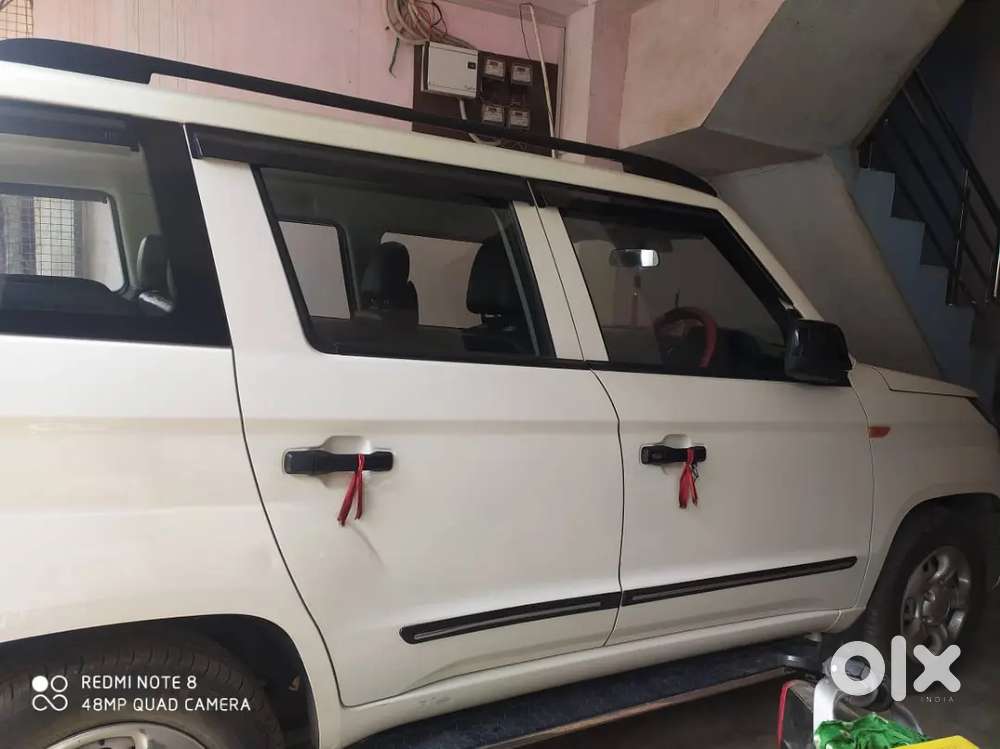 Mahindra Tuv 300 Plus 2018