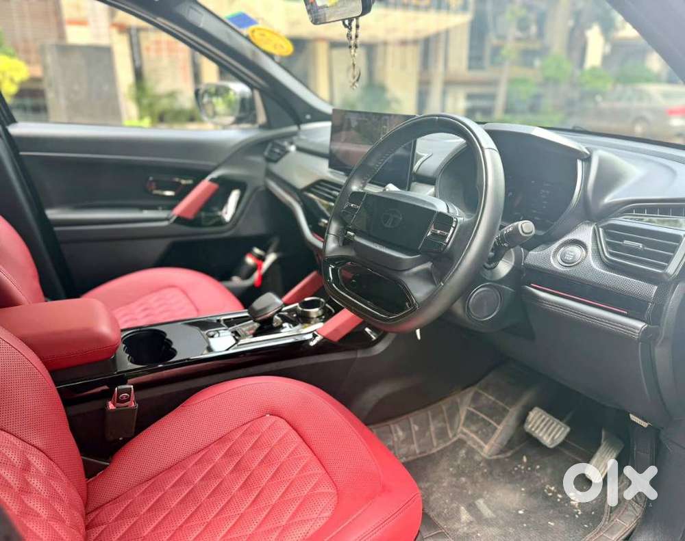 Tata Safari Accomplished X Plus 7 Str Dark Edition, 2026, Petrol