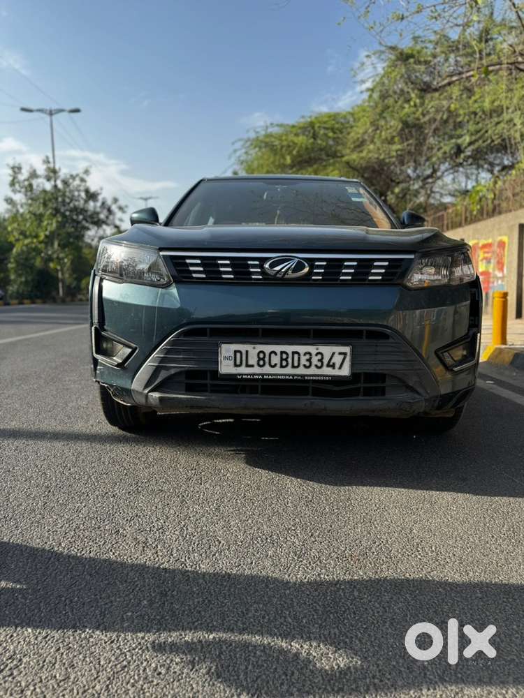 Mahindra Xuv300 2022 Petrol Well Maintained