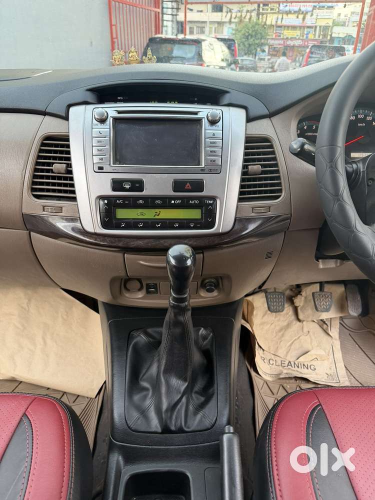 Toyota Innova 2.5 Vx 8 Str, 2015, Diesel