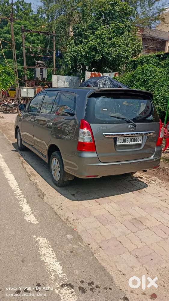 Toyota Innova 2.0 Vx 2012