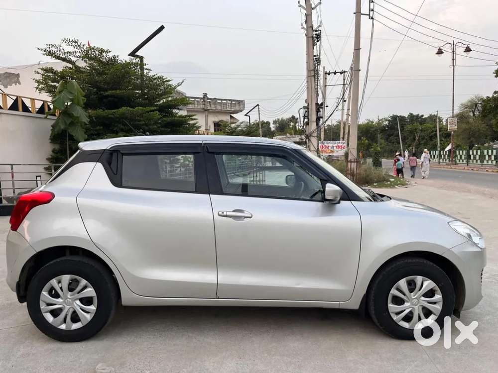 Maruti Suzuki Swift Amt Vxi, 2022, Petrol