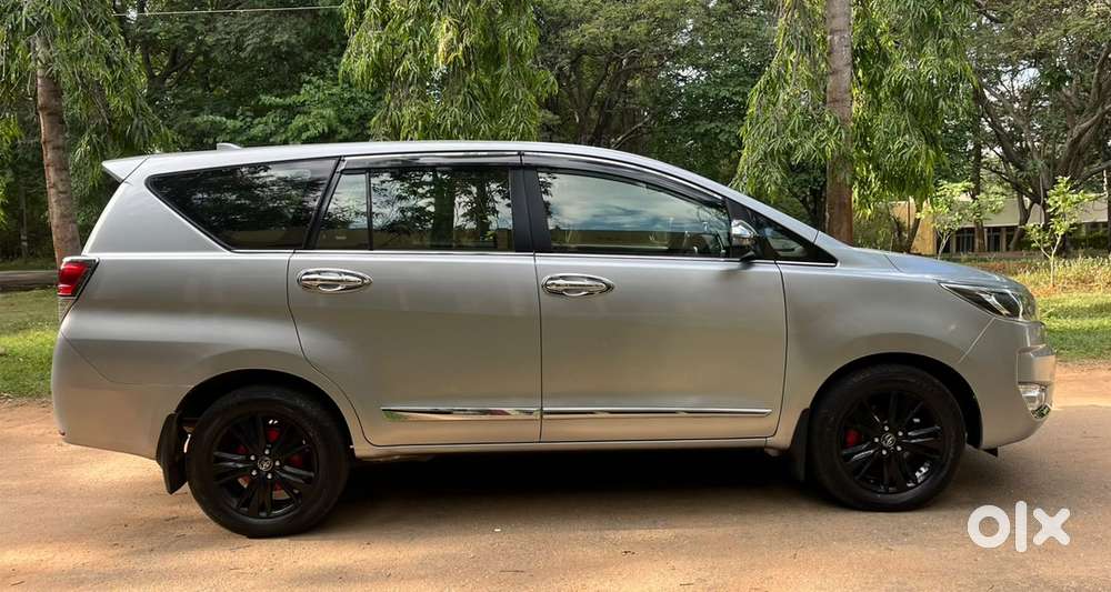 Toyota Innova Crysta 2019