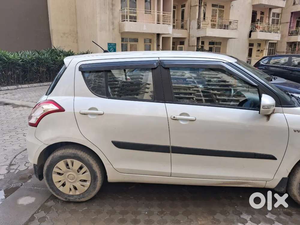 Swift Maruti Suzuki Vxi 2nd Owner 2011