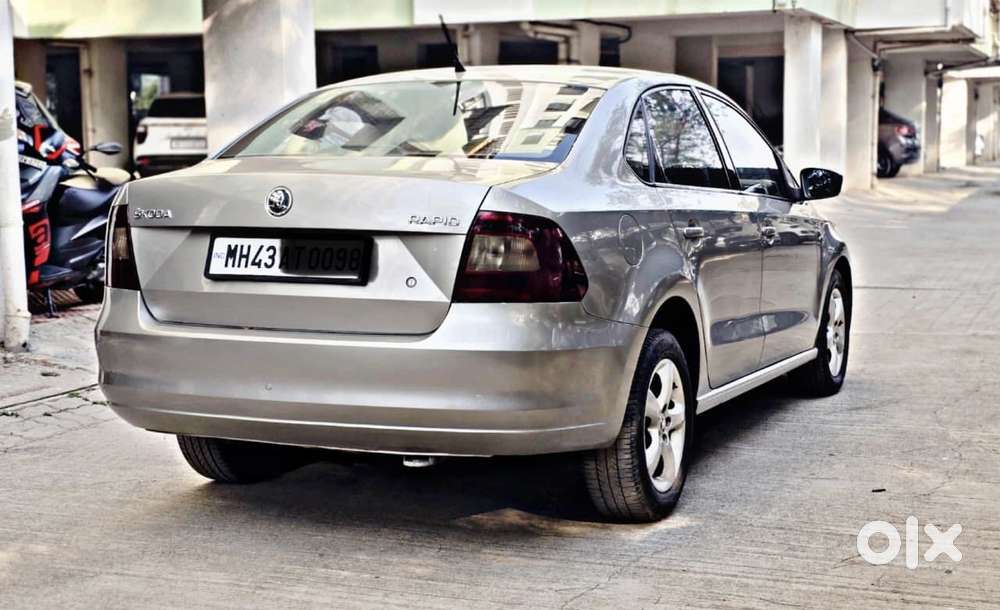 Skoda Rapid 1.5 Tdi At Ambition With Alloy Wheel, 2015, Diesel