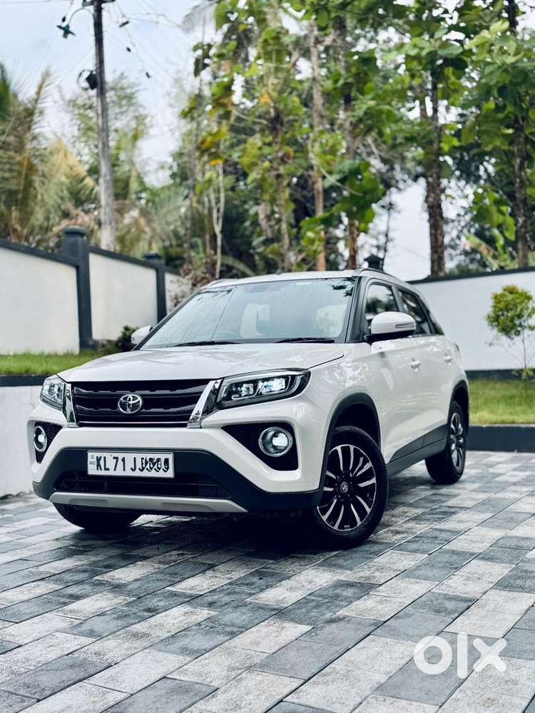 Toyota Urban Cruiser 2022 Petrol 61495 Km Driven