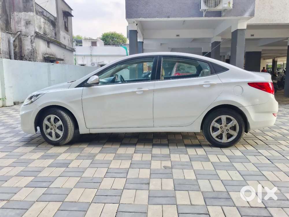 Hyundai Verna 1.6 Ex Vtvt, 2013, Petrol