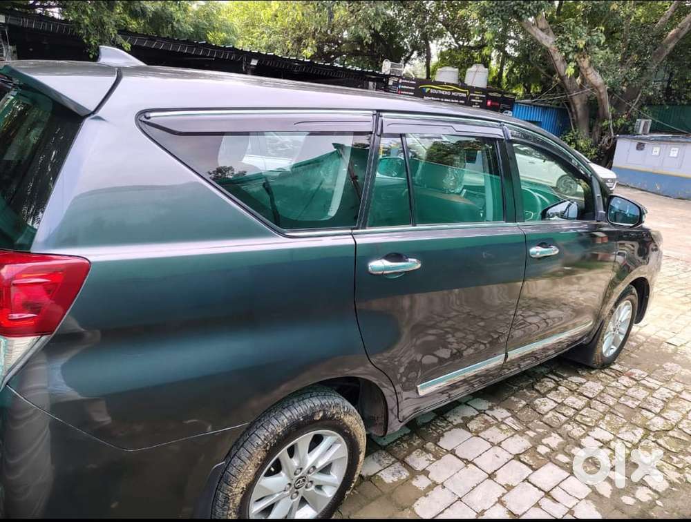 Toyota Innova Crysta 2018 Diesel Manual