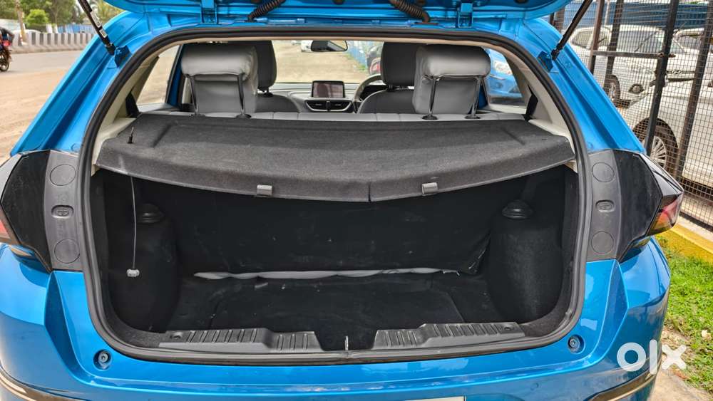 Tata Altroz Xz, 2022, Petrol