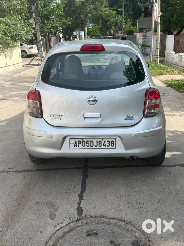 Nissan Micra Active 2015