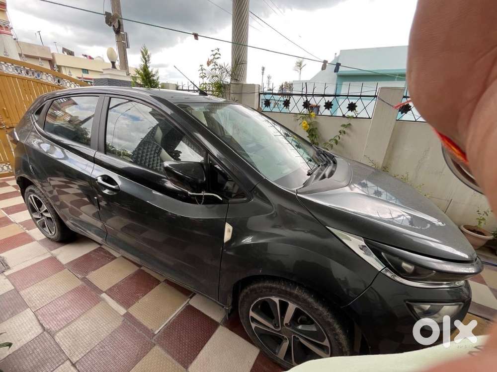 Tata Altroz - Xz Petrol - November 2020 Model