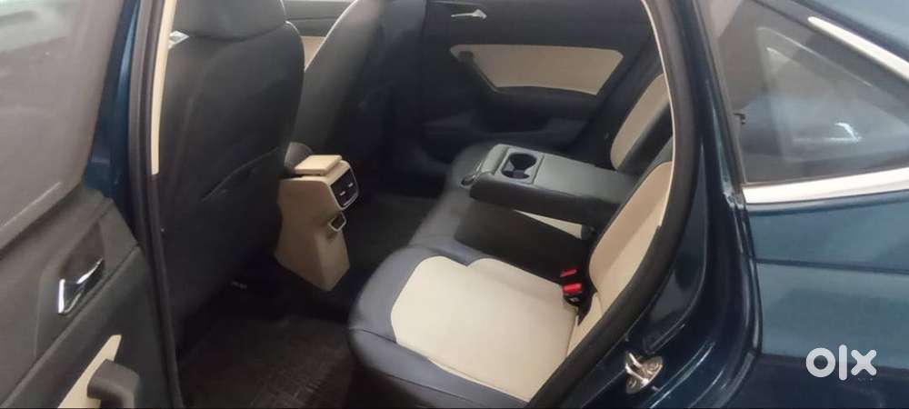 Skoda Slavia 1.5 Tsi Top End