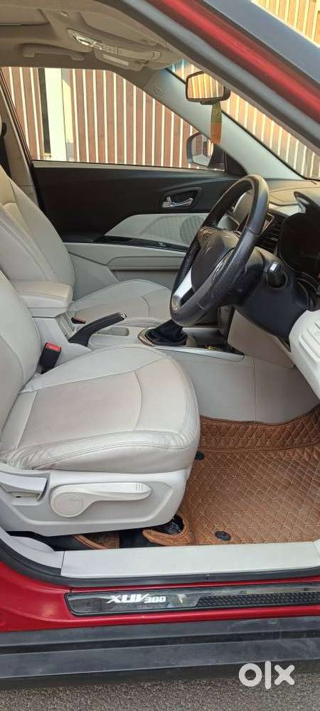Mahindra Xuv300 W8 Option, 2022, Petrol