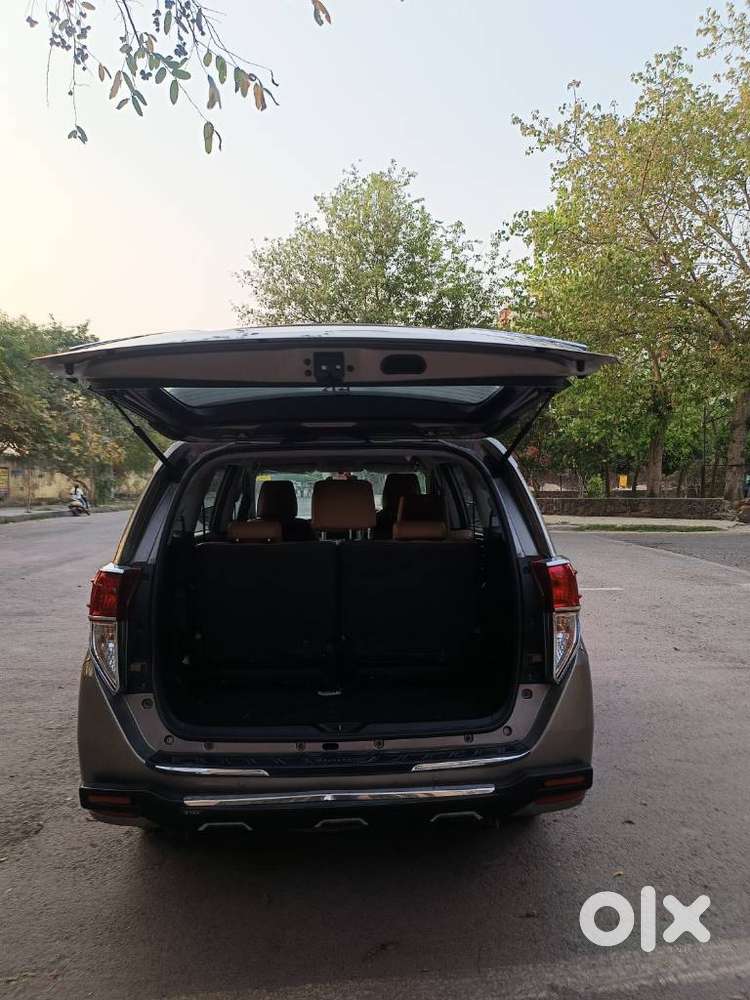 Toyota Innova Crysta 2.4 G Mt, 2019, Diesel