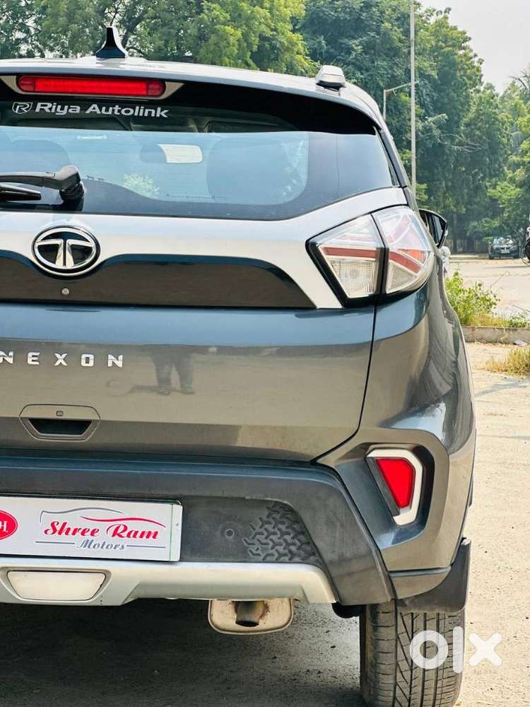 Tata Nexon 1.2 Revotron Xza Plus, 2022, Petrol