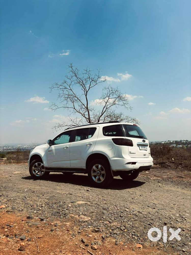 Exclusive American Muscle Suv Trailblazer 8 Seater Like Brand New