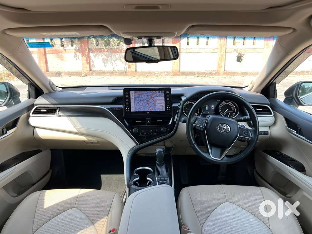 Toyota Camry Hybrid, 2024, Petrol