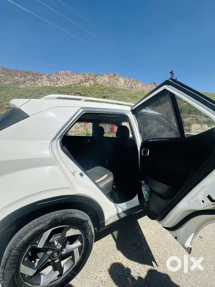 Hyundai Venue 2020 Diesel Well Maintained