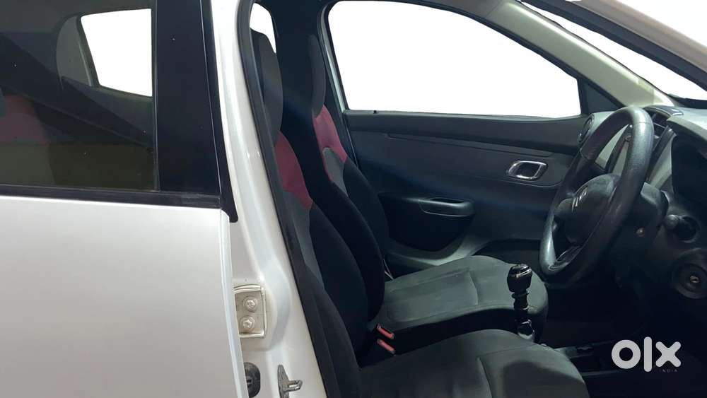Renault Kwid 2015-2019 1.0 Rxt (o), 2018, Petrol