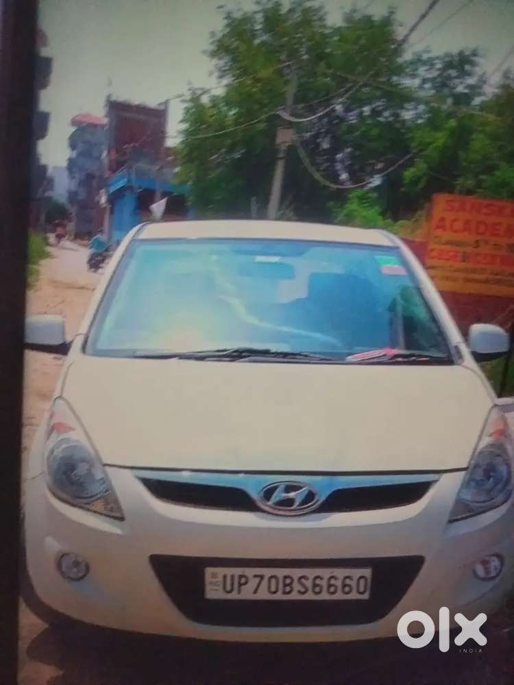 Hyundai I20 2012 Diesel 82300 Km Driven
