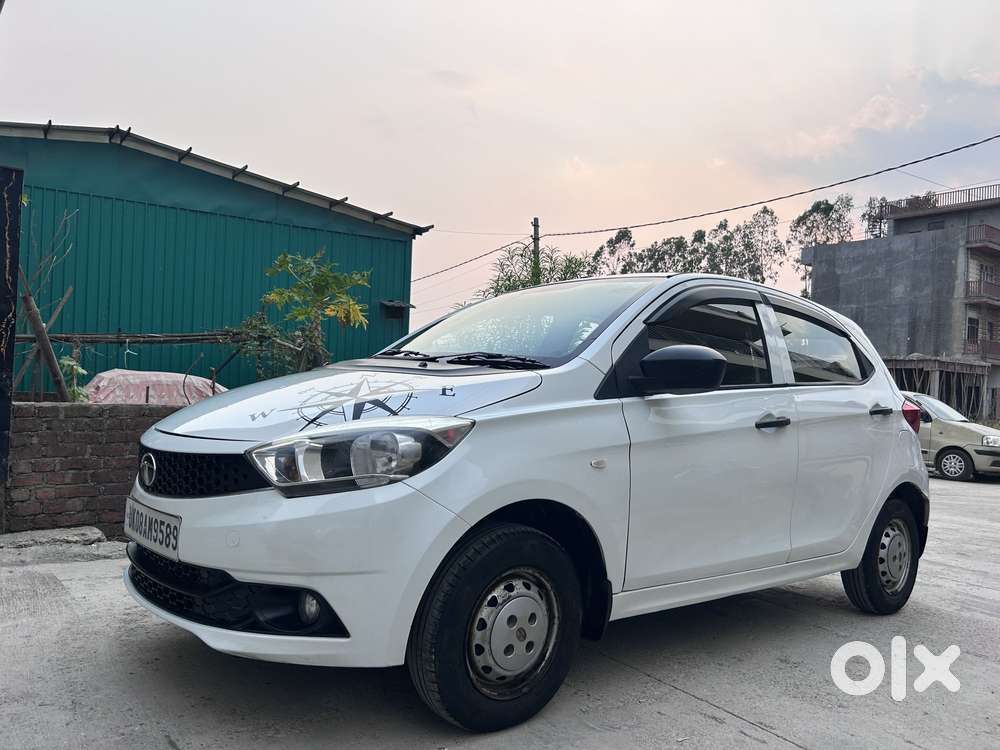 Tata Tiago 1.2 Revotron Xm, 2016, Petrol