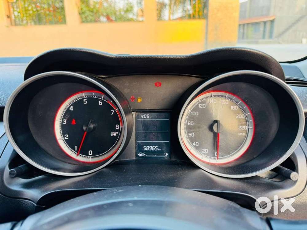 Maruti Suzuki Swift Vxi Optional, 2022, Petrol