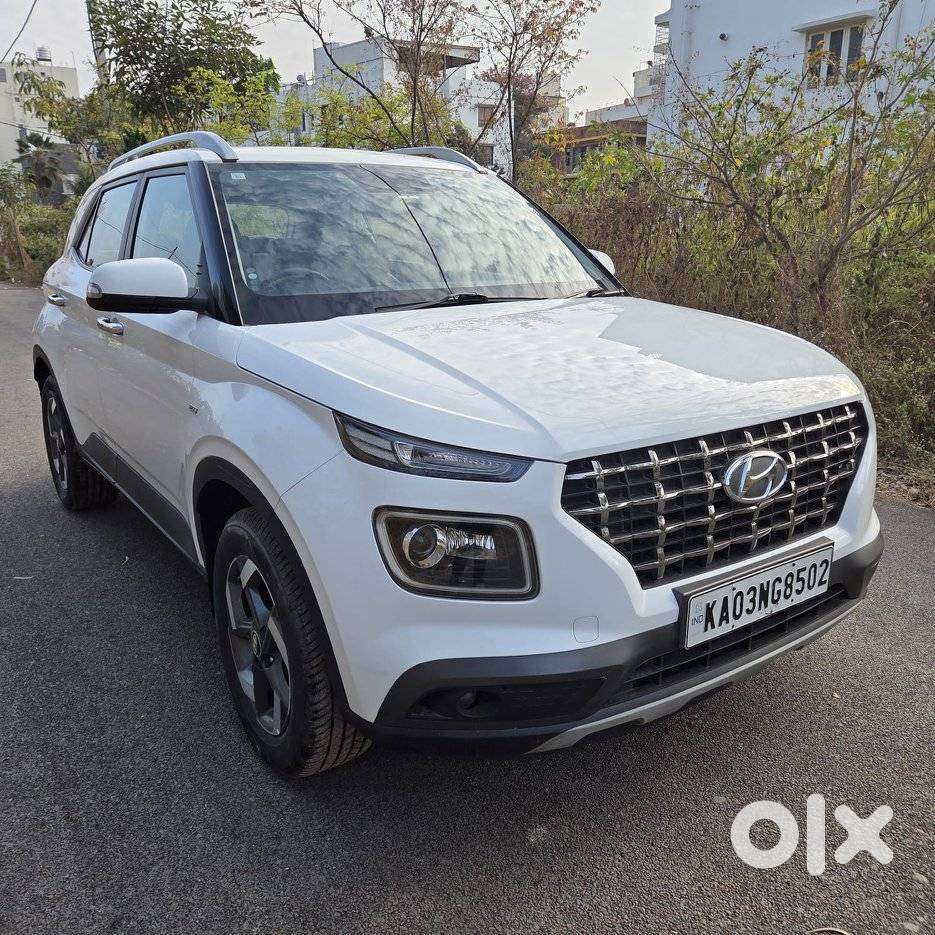 Hyundai Venue Sx, 2020, Petrol