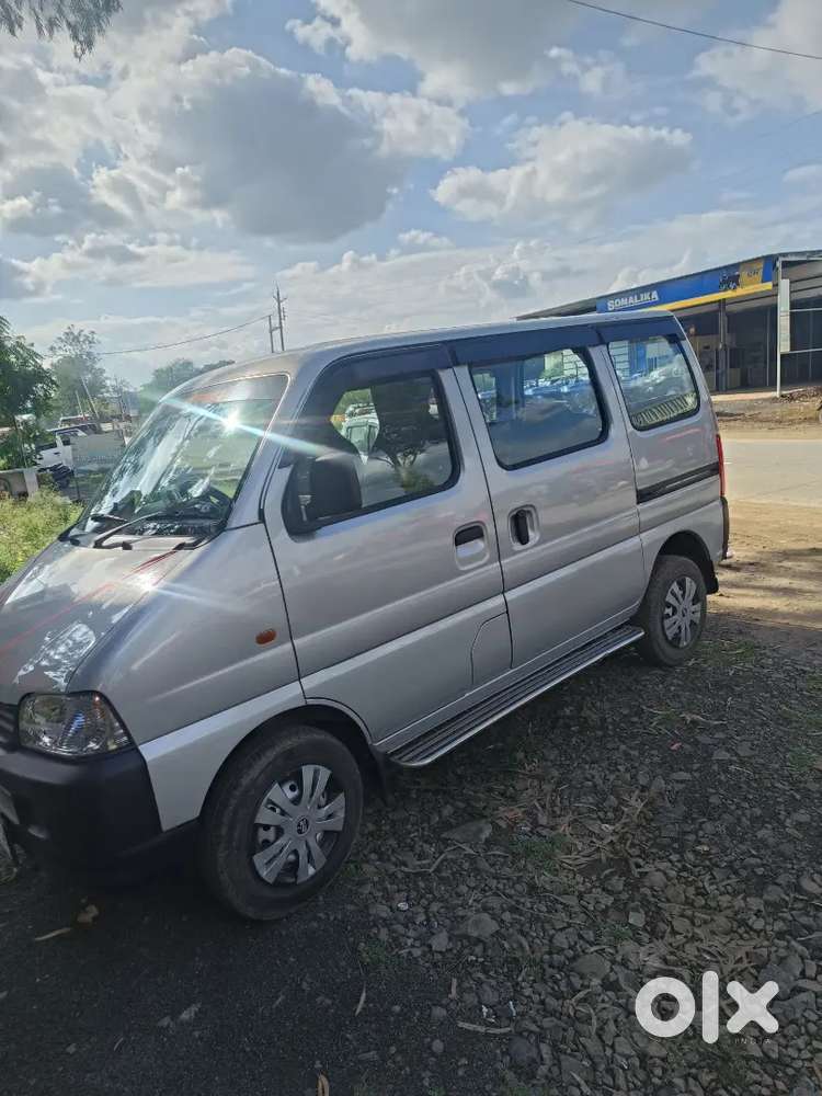 Maruti Suzuki Eeco Ac 2025