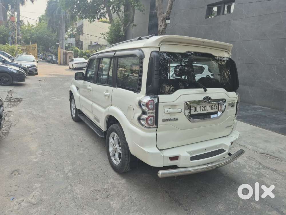 Mahindra Scorpio S10, 2017, Diesel