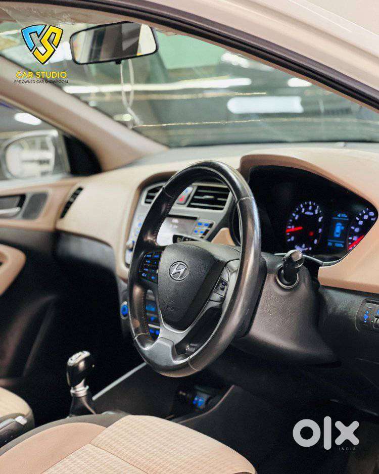 Hyundai I20 Petrol Asta Option, 2018