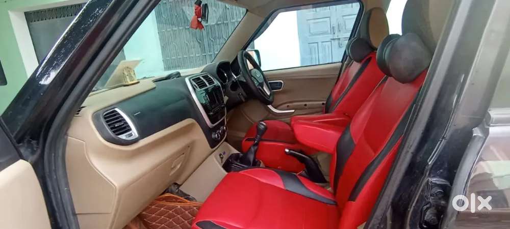Mahindra Tuv 300 T8