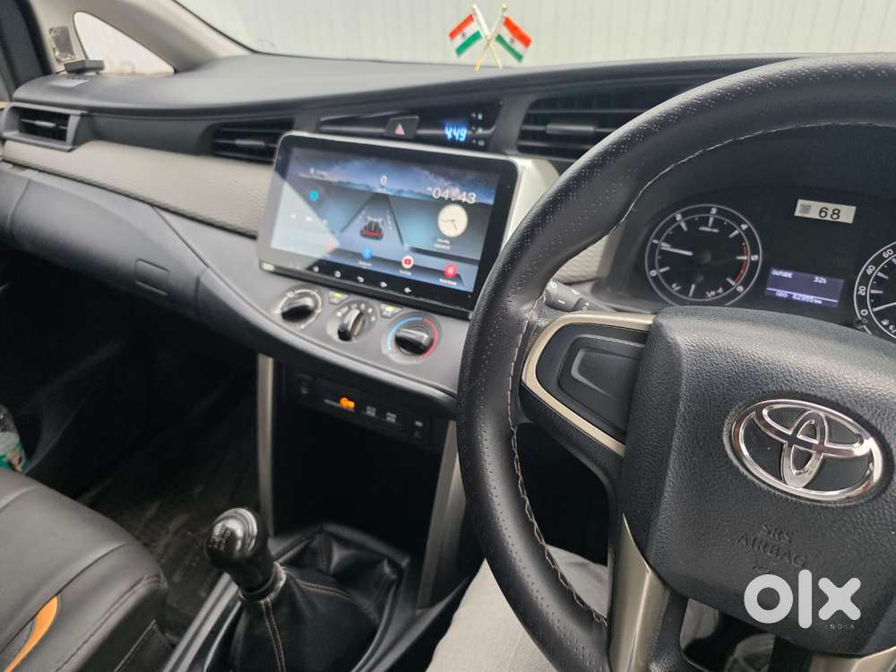 Toyota Innova Crysta 2.4 G Mt 8s, 2016, Diesel