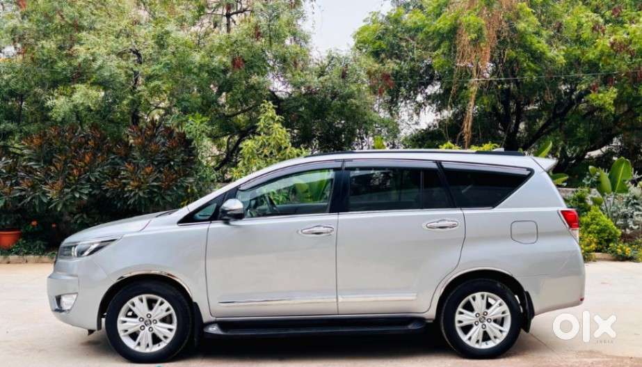 Toyota Innova Crysta 2.8z Automatic, 2018, Diesel