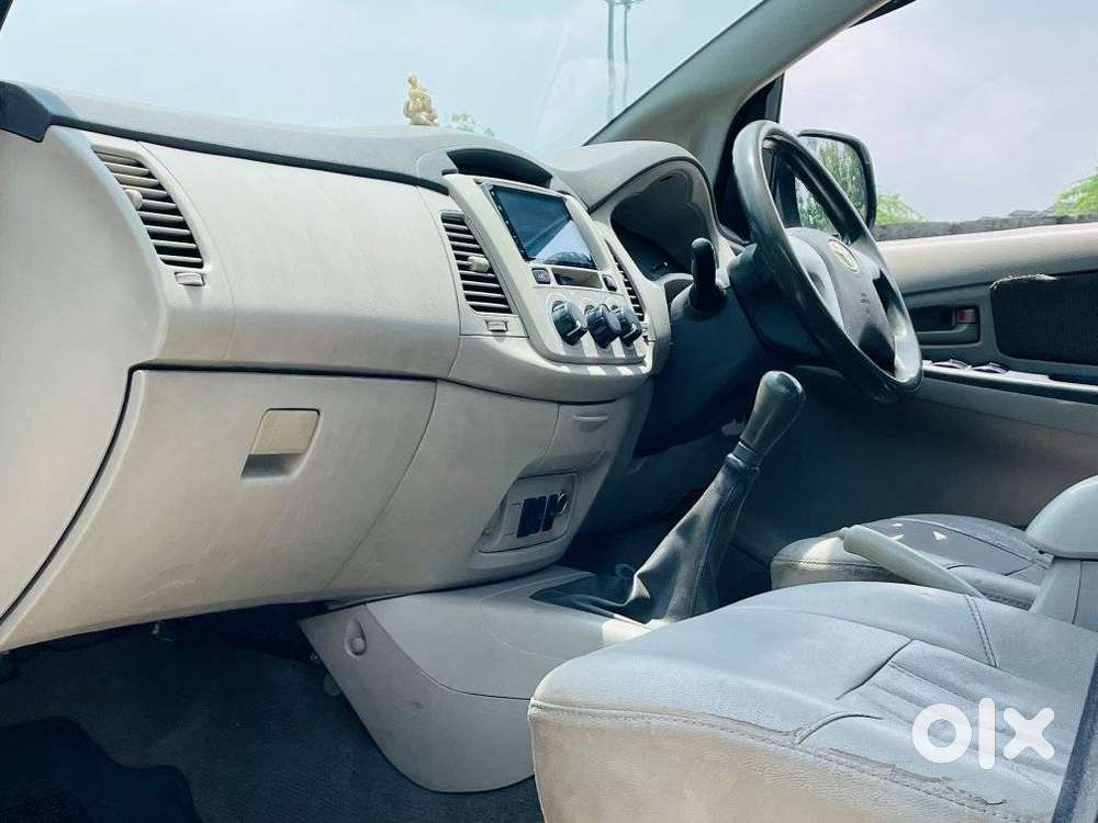 Toyota Innova 2.5 Gx 7 Seater Bs Iv, 2013, Diesel