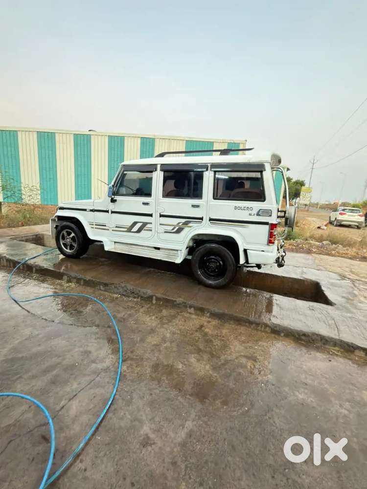 Mahindra Bolero 2016