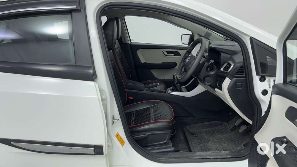 Tata Altroz Xz, 2023, Petrol