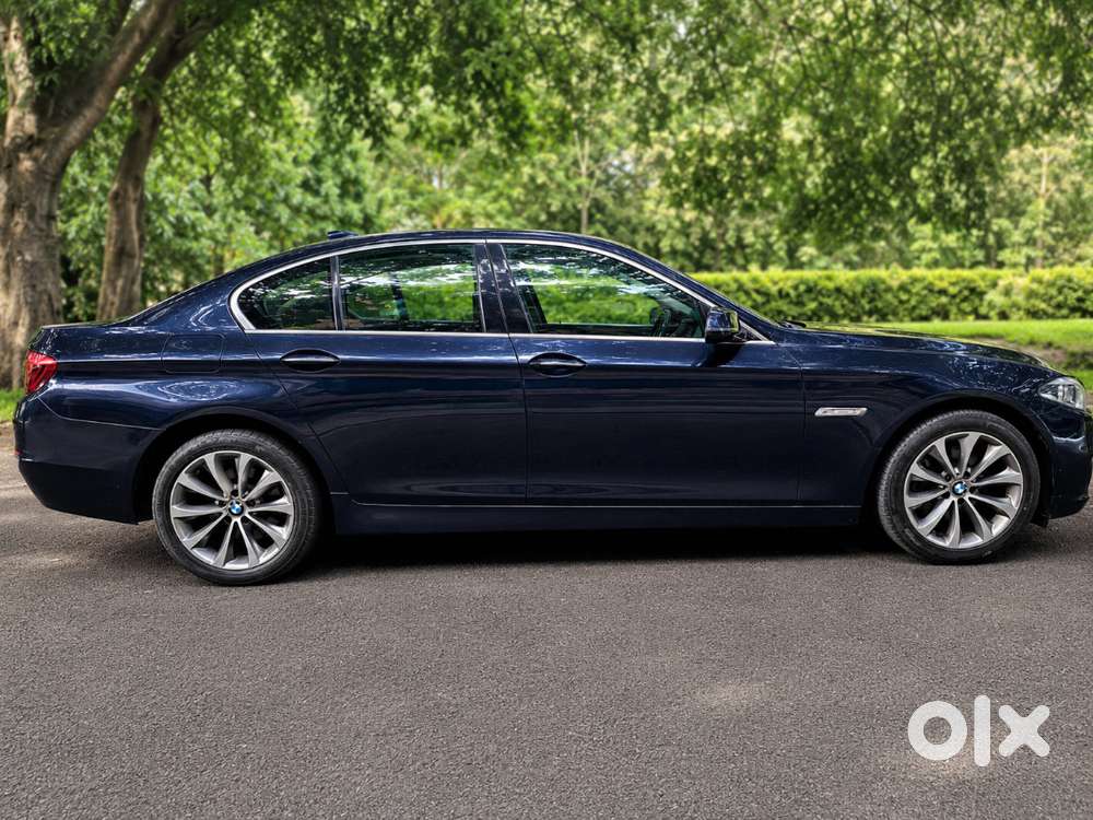 Bmw 520d Luxury Line  1st Owner  Genuine 28,600 Km  Bmw History