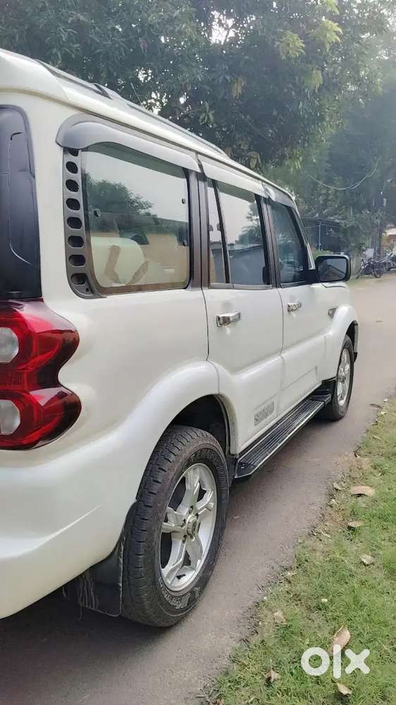 Mahindra Scorpio Diesel Manual 2015