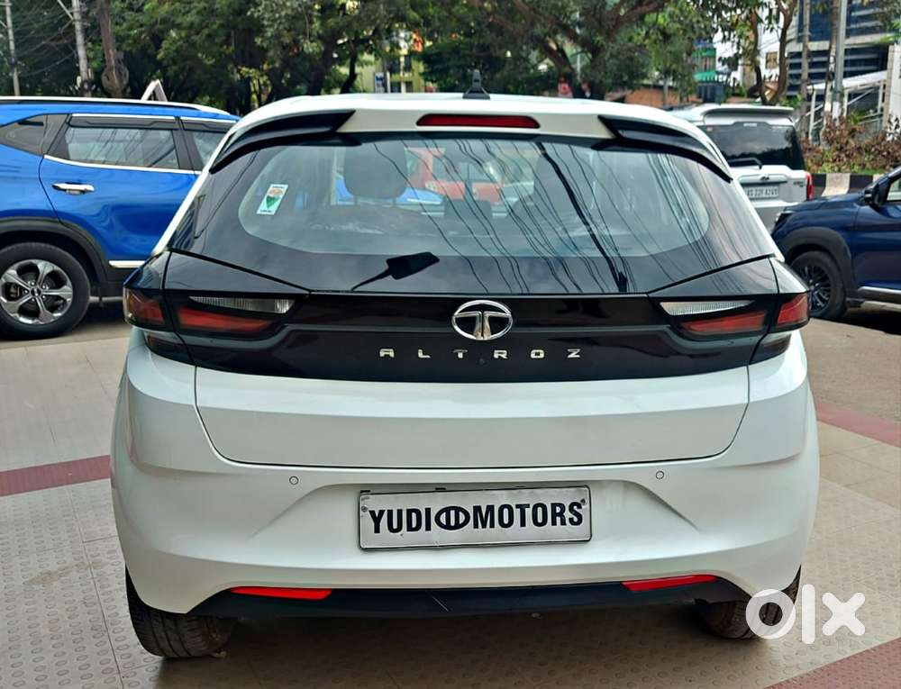 Tata Altroz 1.2 Xm Plus, 2024, Petrol
