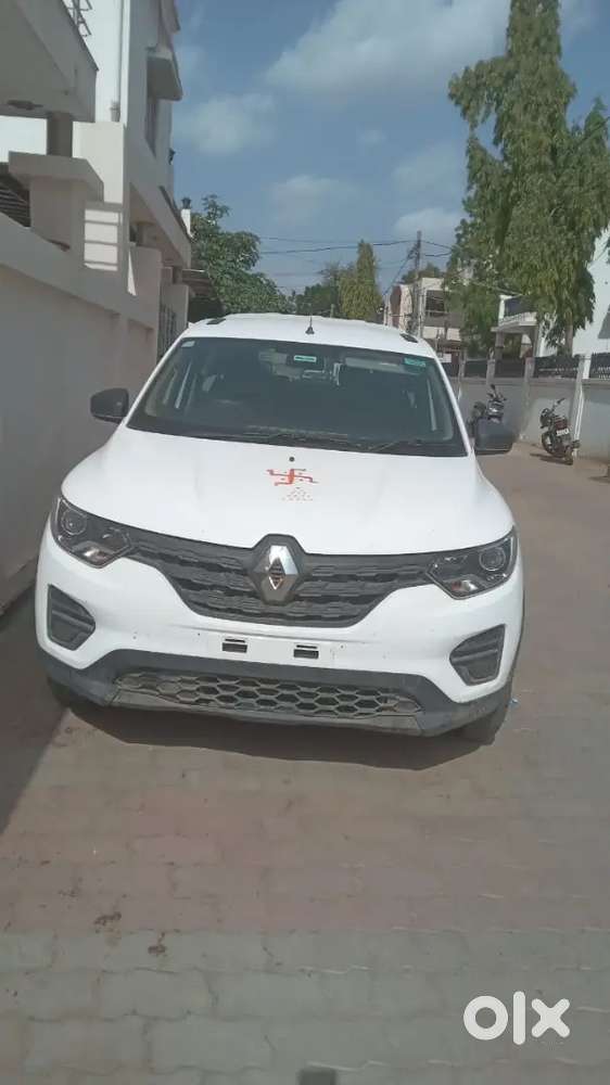 Renault Triber Facelift Petrol 2025