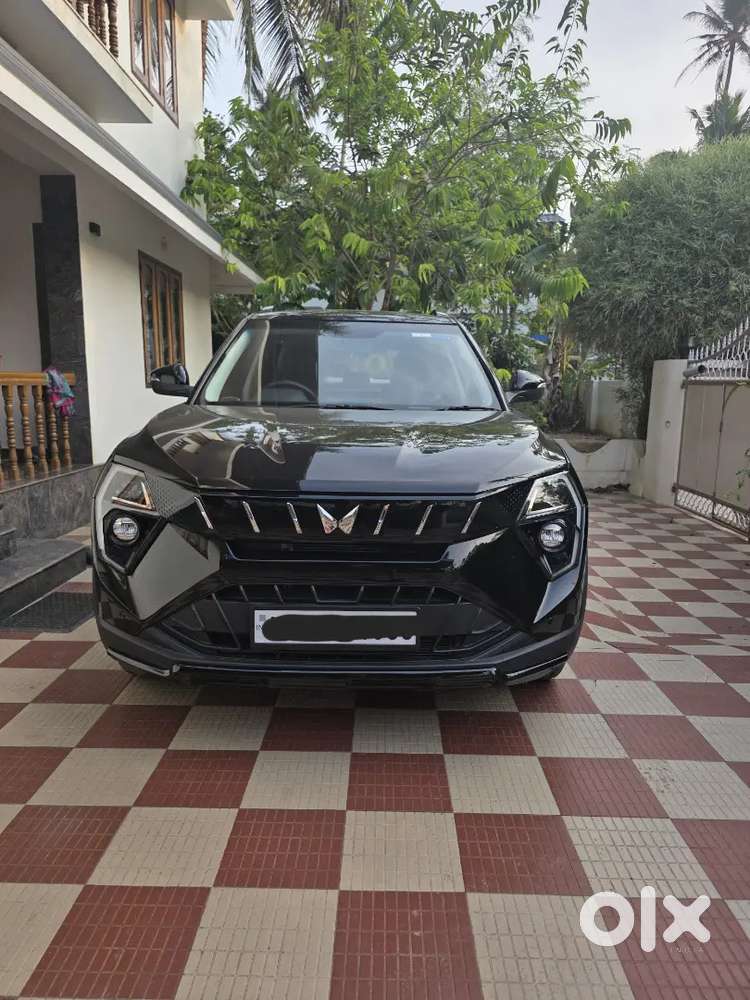 Mahindra Xuv 3x0 Ax5 At