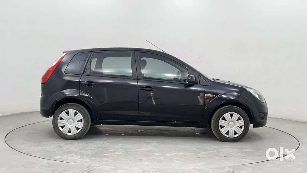 Ford Figo 2010-2012 Petrol Zxi, 2012, Petrol