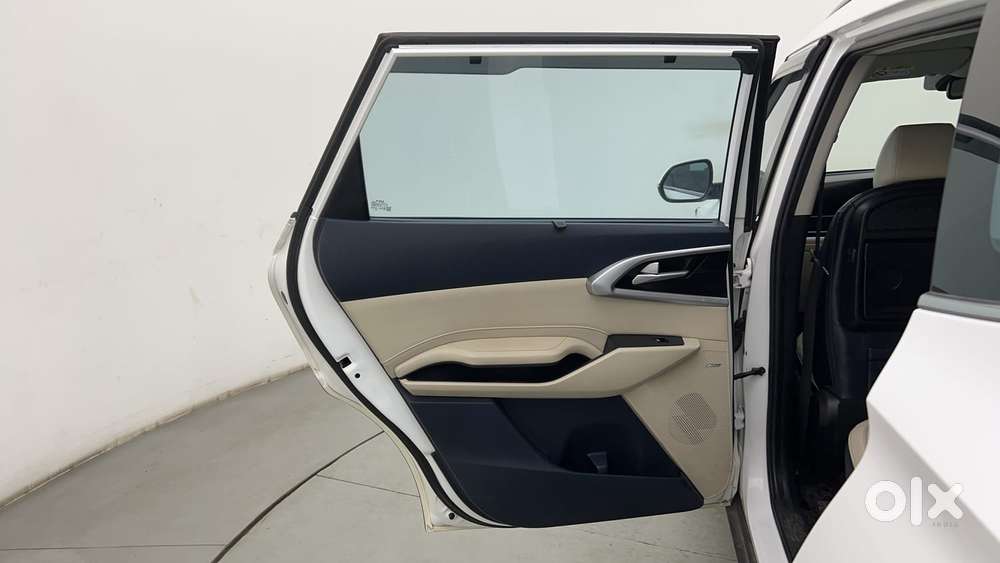 Kia Carens 1.5 Luxury Plus Diesel At 6 Str, 2022, Diesel