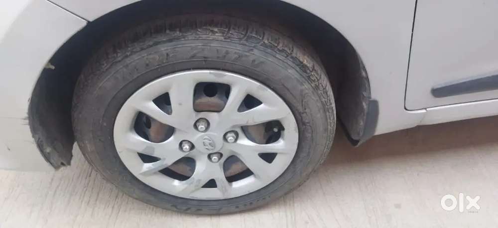 Hyundai Grand I10 1.2 Sportz 2048