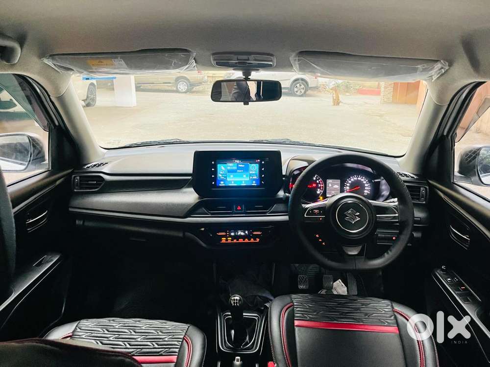 Maruti Suzuki Swift, 2025, Petrol