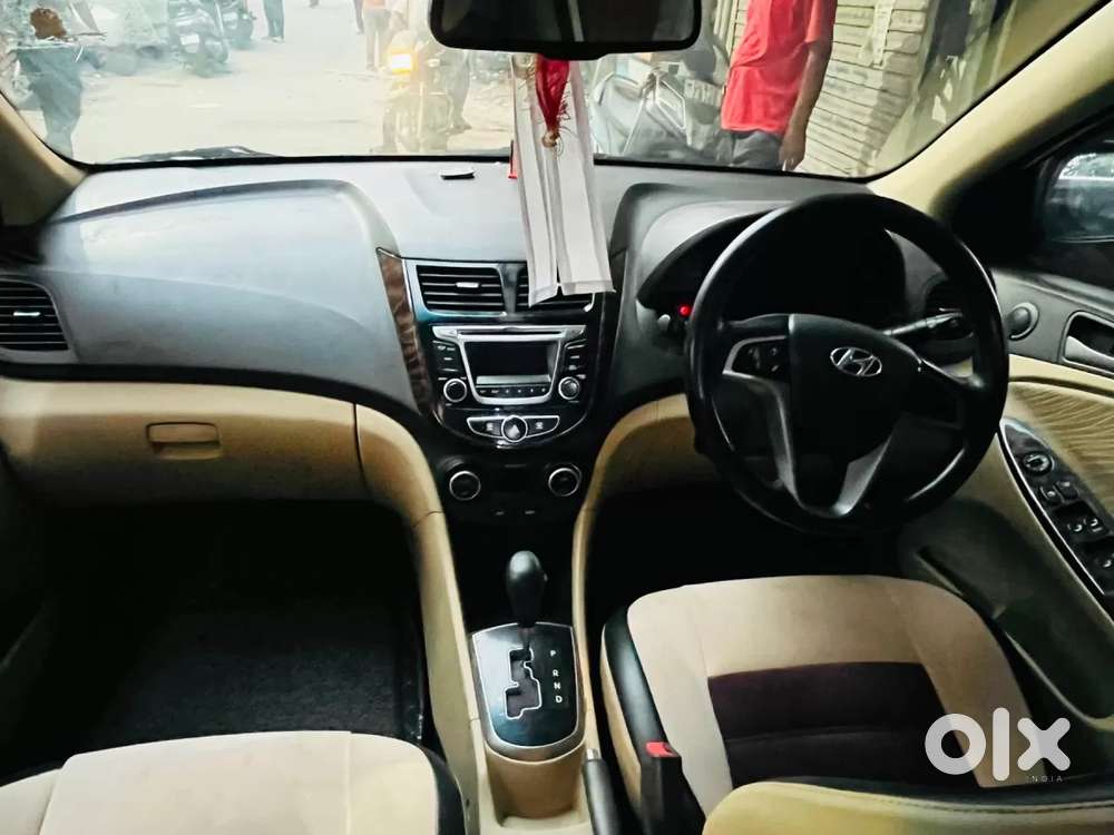 Hyundai Verna [ ] Fluidic 4s 1.6 Vtvt Sx At, 2017, Petrol