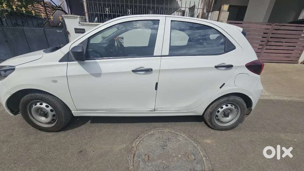 Tata Tiago Xe
