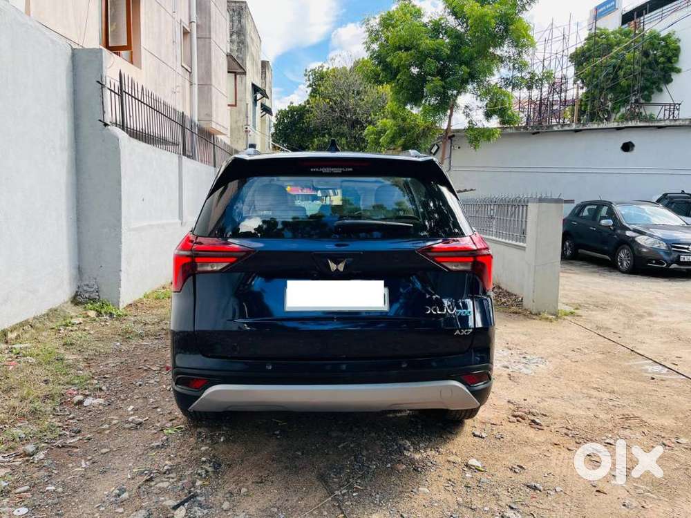 Mahindra Xuv700 2.0 Ax 7 Petrol Mt Str, 2022, Petrol