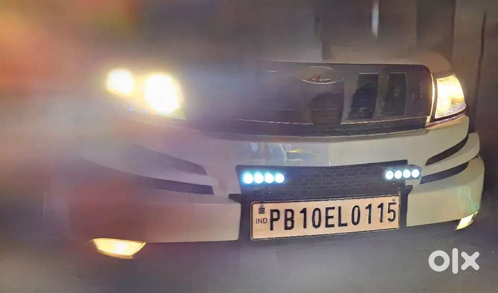 Xuv 500 With Service Record