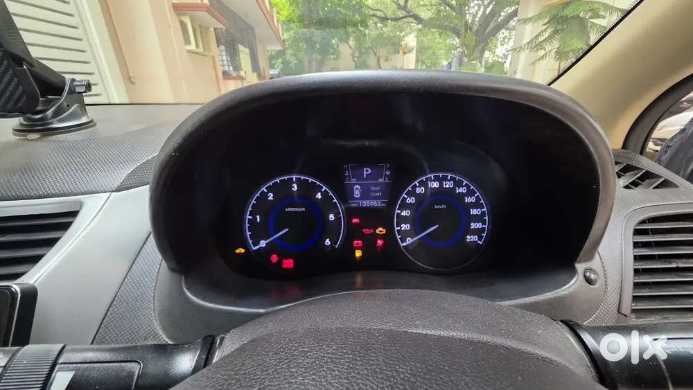 Hyundai Verna Sx(o) Automatic Diesel 2012 Car